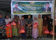 Peduli Bencana, Anggota DPR RI Gavriel Novanto Bersama Kodim Kupang Berbagi Kasih dengan Korban Banjir Rob Tablolong